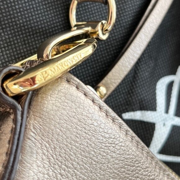 B. MAKOWSKY Metallic Gold Leather Crossbody Bag Turn Lock Branded Dust Bag - Picture 9 of 13